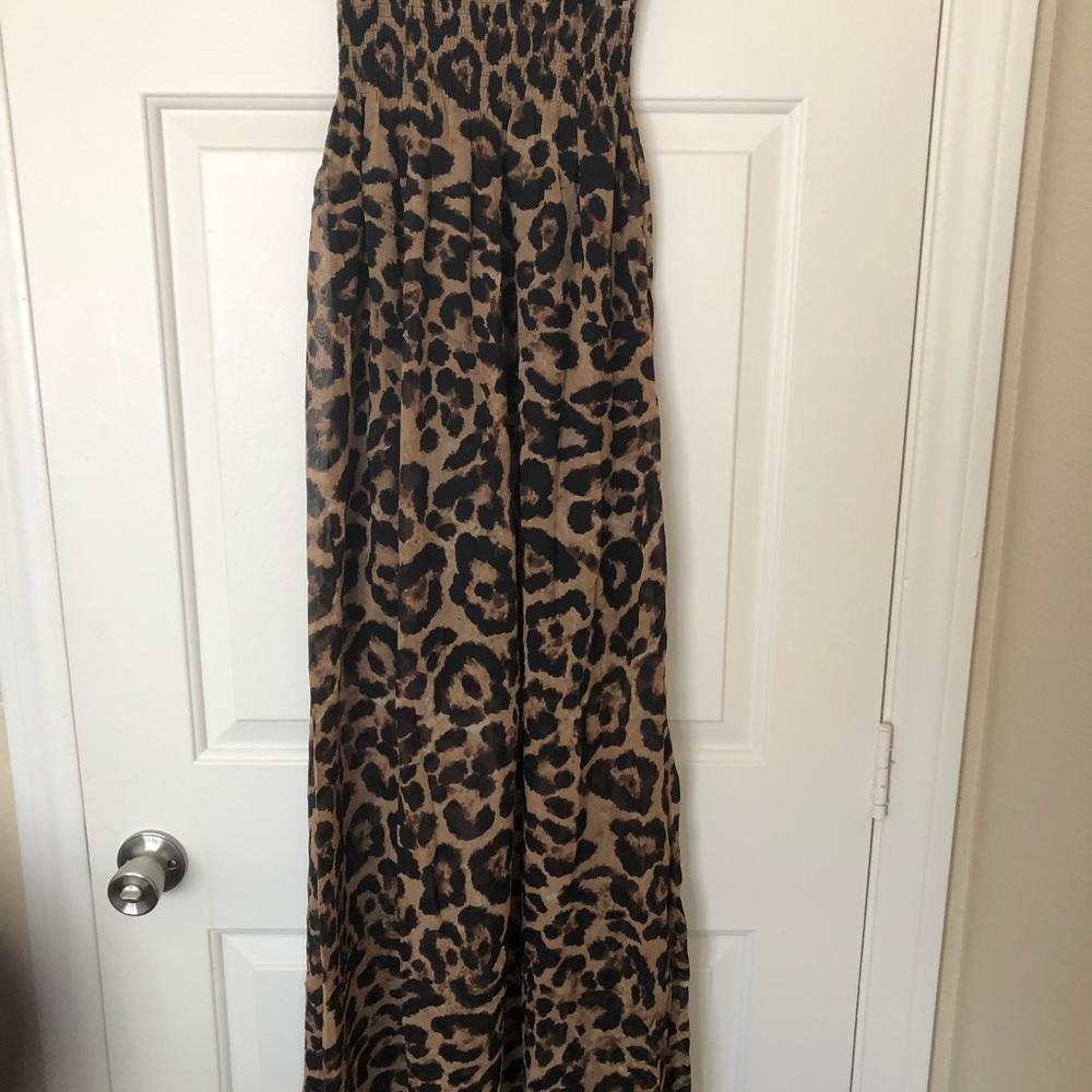 Leopard Print Maxi - Picture 3 of 4